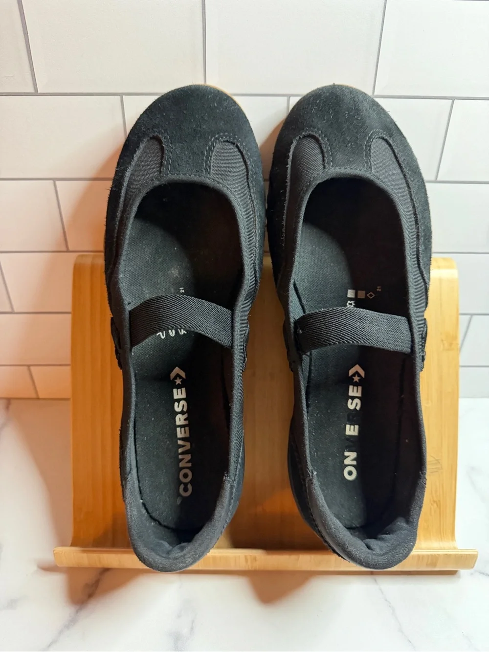 Converse Run Star Trainer Ballet Flats Black Gum Women’s 9.5 A16251C